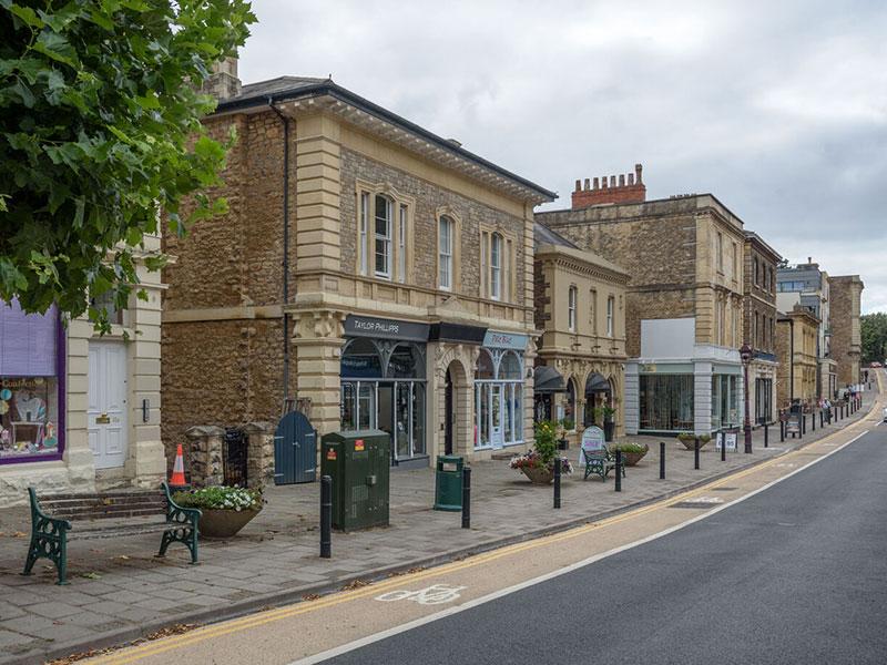 new cycle path on Hill Road in Clevedon