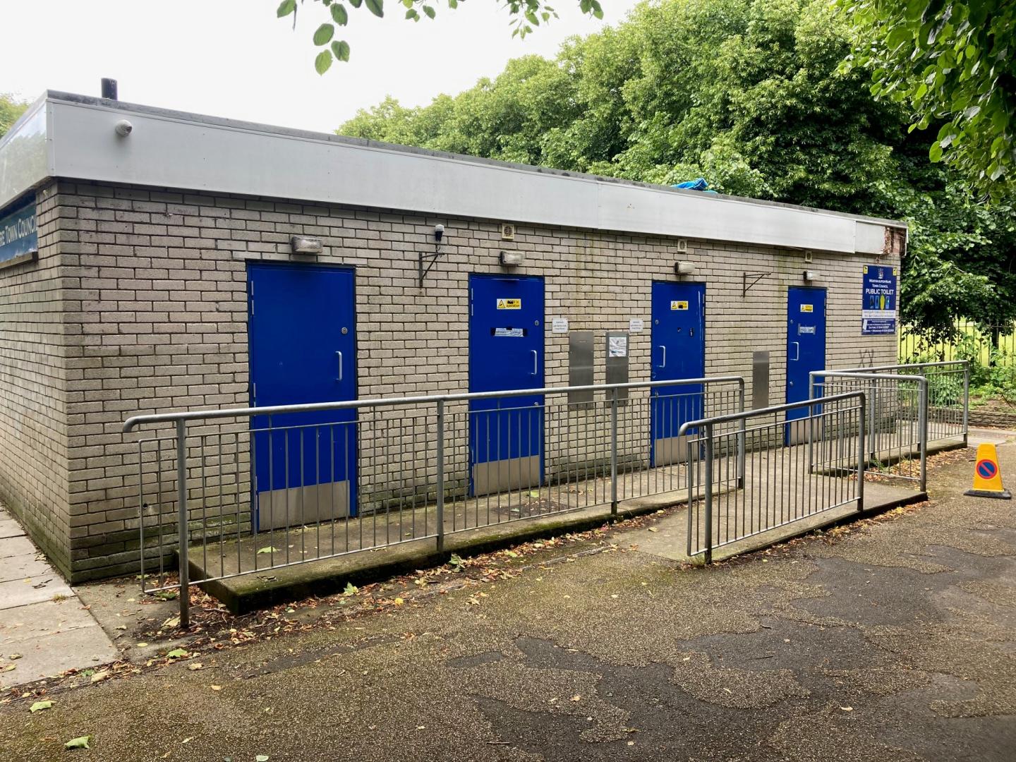 A photo of the existing toilet block in Grove Park, Weston-super-Mare.